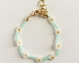Mint and Ivory Daisy Chain Bracelet