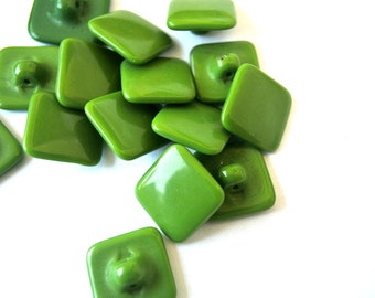 6 Glass buttons, antique vintage buttons, green, 14mm