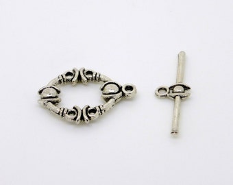 Clasp Toogle, silver, decorated