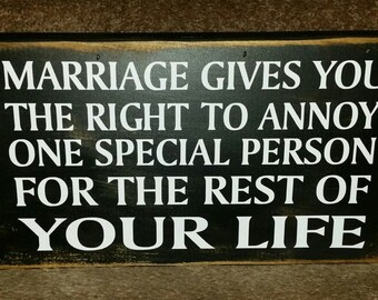Marrive Gives YouThe Right- Box Sign