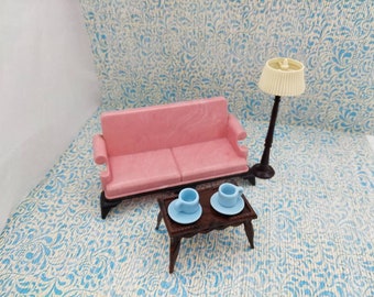 Ideal Sofa Renwal table and pole lamp Doll House Toy living room Hard Plastic