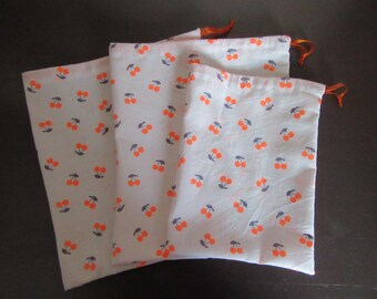 Bag in bulk with drawstring, cherry print fabric