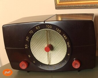 Restored 1949 Motorola Model 6X11U Radio