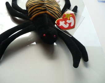 giant stuffed spider