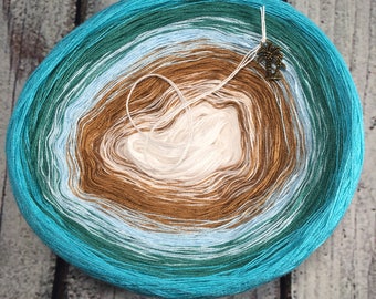 Bahamas Gradient Yarn Cake