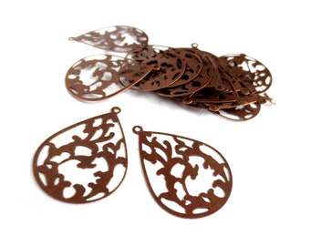 50 Pcs - Red Copper Vine Pendants / Charms