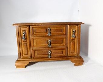 Vintage Wood Dresser Jewelry Music Box London Leather