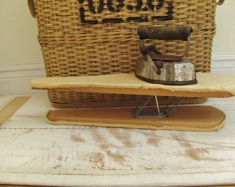 vintage sad iron/cast iron asbestos iron