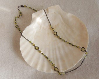 Vintage Antiqued Chain & Peridot Glass Beads Necklace
