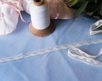 French Valenciennes Lace- (LFV38EDG036)3/8" edging