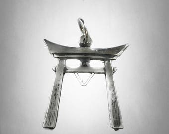 Japanese Torii Gate Shinto Pendant solid sterling silver 925