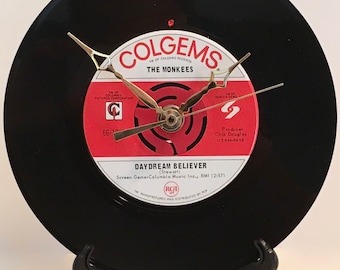 Recycled THE MONKEES 7" Record • Daydream Believer • Record Clock