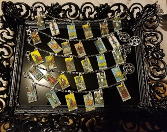 Major Arcana Tarot card bracelet. 6 card.