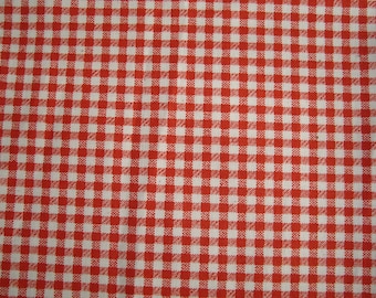 Fabric red gingham, 35 x 65 cm