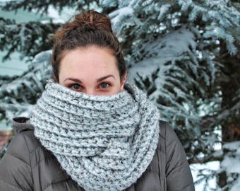 READY TO SHIP - Ribbed Infinity Scarf