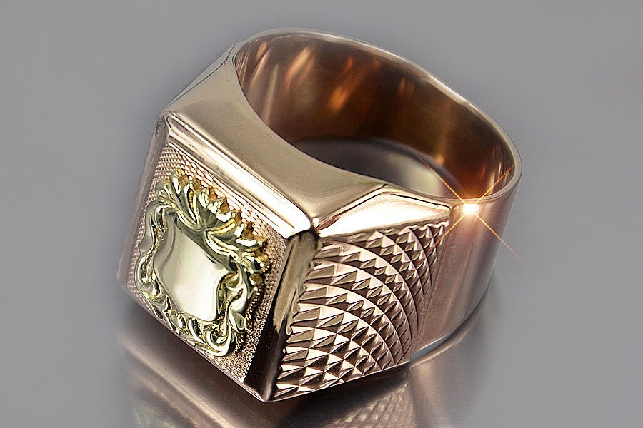 Золотая мужская печатка маршал 141. Печатки золотые мужские 585. Печатку золотую б у. Золотая печатка кп1070. Печатка мужская золото 583 пробы ссср.