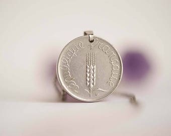 France Coin Necklace. 5 Centimes, 1962.