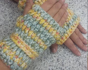 Chunky fingerless gloves