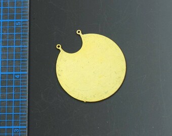 Unusual vintage raw brass pendant component. There's so much that can be done with these. 1 5/16". Beadwork, Jewelry making, Jewelry supply.