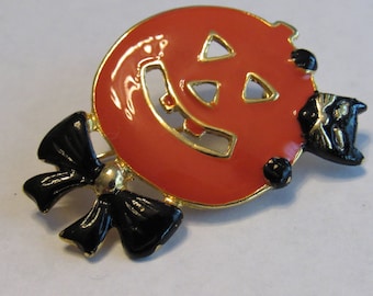 Fabulous 1960s Halloween Brooch Black cat Pumpkin Jack o lantern signed