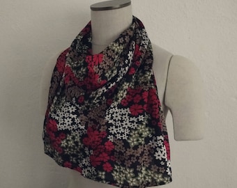 Floral Satin Scarf. Floral Scarf. Satin Scarf. Floral Headscarf. Satin Headscarf. Vintage Scarf. Vintage Floral.
