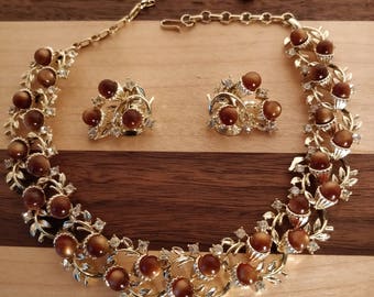 Beautiful cognac cabochon and rhinestone Coro Demi parure