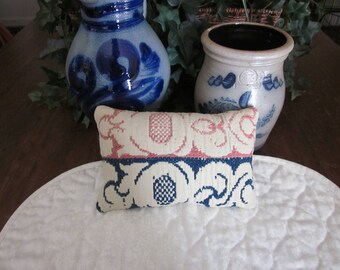 Primitive Antique Coverlet Pillow, Rose, Navy & Cream