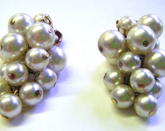 Vintage Cluster of Pearls Clip Earrings So Beautiful