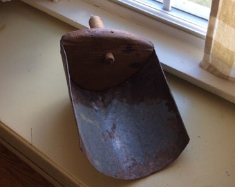 Vintage grain scoop