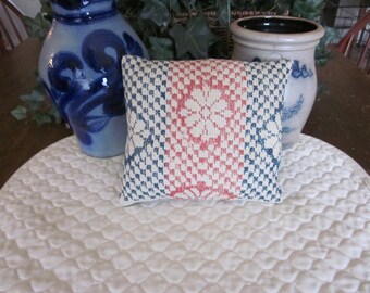 Primitive Antique Coverlet Pillow Red, Navy, Tan