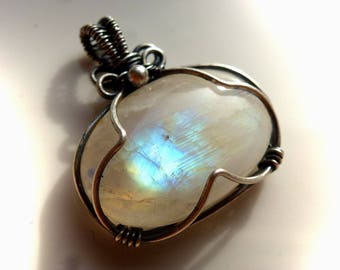 Pendant with Rainbow Moonstone 28 mm Unique, video, pendant Rainbow moonstone-Solid Sterling Silver
