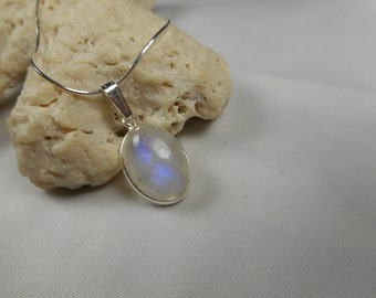 Rainbow moonstone pendant set in 92.5 sterling silver, free shipping