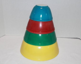 Set of 4 Vintage Primary Color Pyrex Mixing Bowls 401 402 403 404