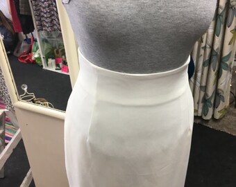 Lovely 1990s Retro High Waisted Knee Length Skirt size 10 *Excellent condition*