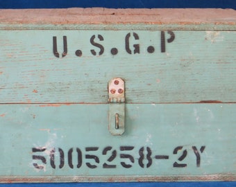 Vintage green wooden Ballot box U.S.G.P.
