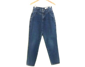 Vintage Calvin Klein High Waist Mom Jeans // Vintage CK Mom Jeans