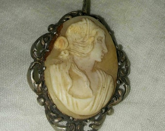 Antique Edwardian sterling shell cameo caged pendant. Edwardian Antique. Silver