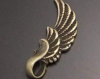 A feather wing steampunk pendant bronze