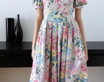 LAURA ASHLEY white flowers dress bright size 34 / uk size 6 / us 2