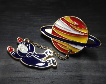 Vintage Designed Astronaut on Saturn Enamel Brooch Jewelry Accessories for Women Brooches_050