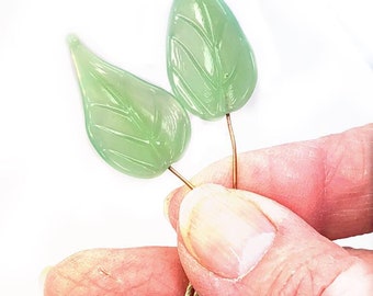 Light Milky Green Leaf Headpin Pair