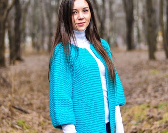 Women's knitted jacket, handmade work