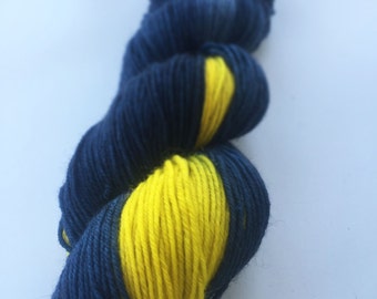 Hand dyed merino sock yarn - Flash