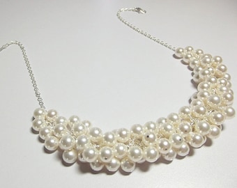 White Pearl Swarovski Necklace, Ivory Necklace, Cluster Necklace, Chunky Necklace, Beaded Necklace, Bridesmaid Necklace, Birthday Gift