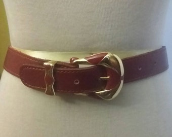 Closing 70% off vintage red leather belt red gold buckle belt vintage accessories womens accessories size Small