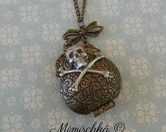 necklace purse skull