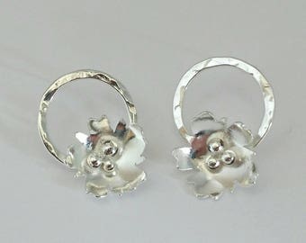 Sterling silver handmade flower earrings, hallmarked in Edinburgh.