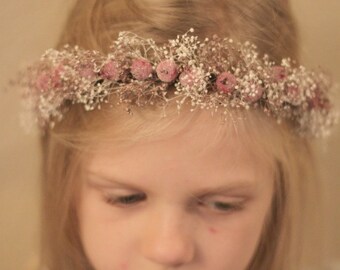 Christmas Floral Wreath, Berryes and Baby breath tie back