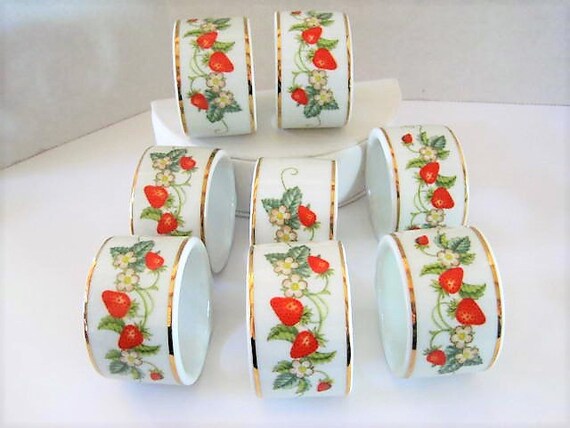 Strawberry Ceramic Napkin Rings, Set of 8, Avon Products, Made in Brazil , 60's Design