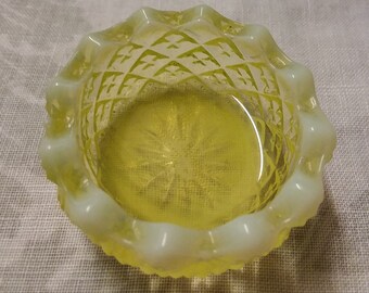 Opalescent Vaseline Salt Cellar English Hobnail